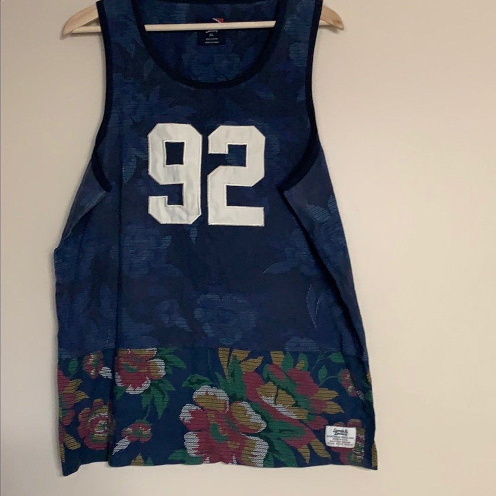 Men’s Lamar & Dauley tank top size XL